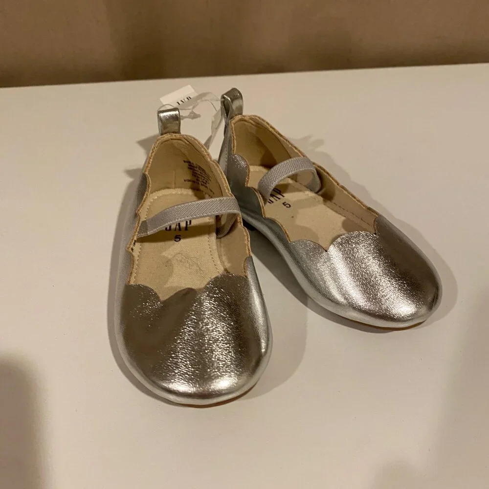 Baby Gap Silver Ballet Flats Toddler‎ Size 5 NWT Mary Jane Dress Shoes